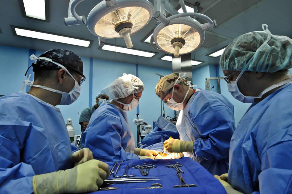 sterilizzare-ferri-chirurgici